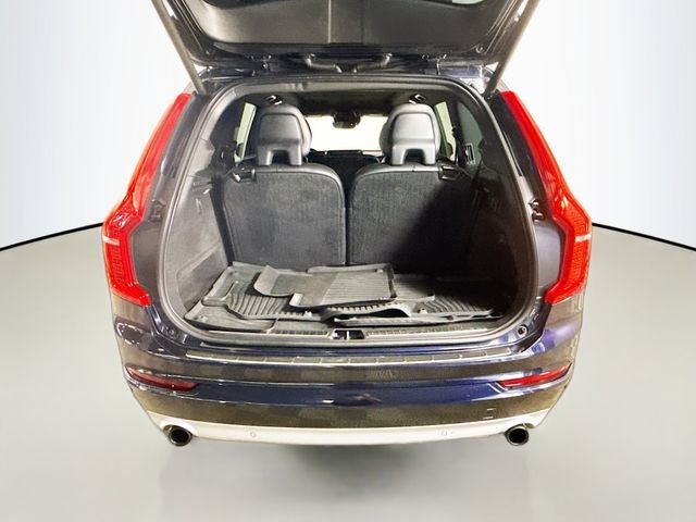 2019 Volvo XC90 T5 Momentum