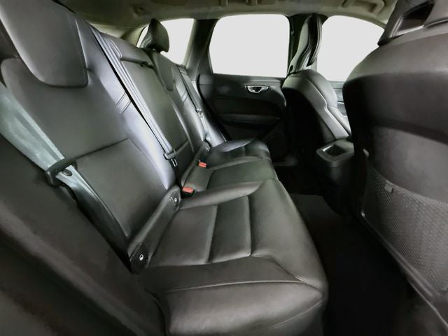 2023 Volvo XC60 B5 Core