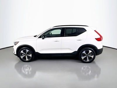 2026 Volvo XC40 B5 Plus