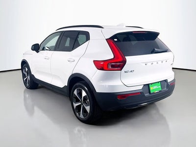 2026 Volvo XC40 B5 Plus