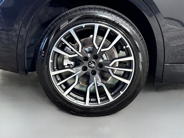 2025 Maserati Grecale Base
